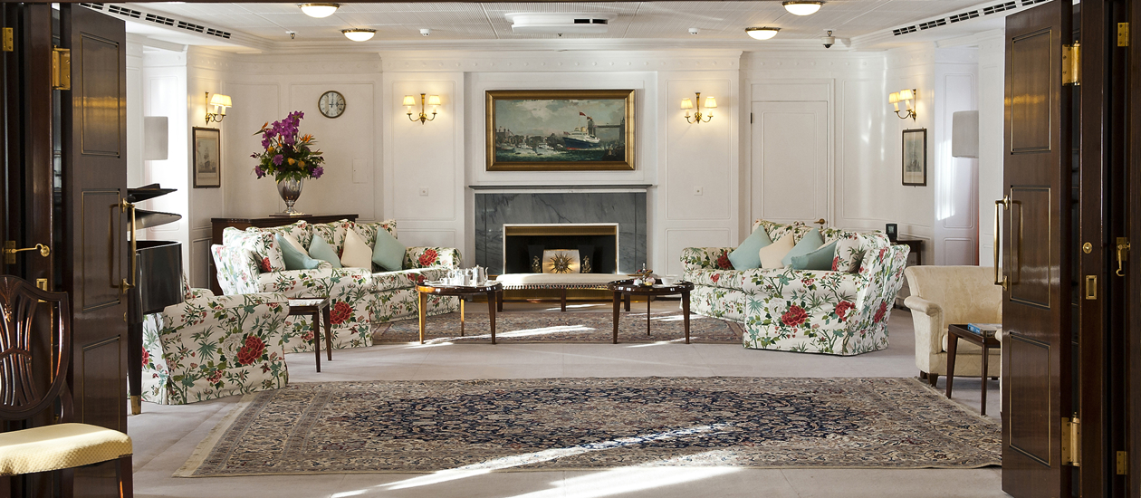 state drawing room royal yacht britannia